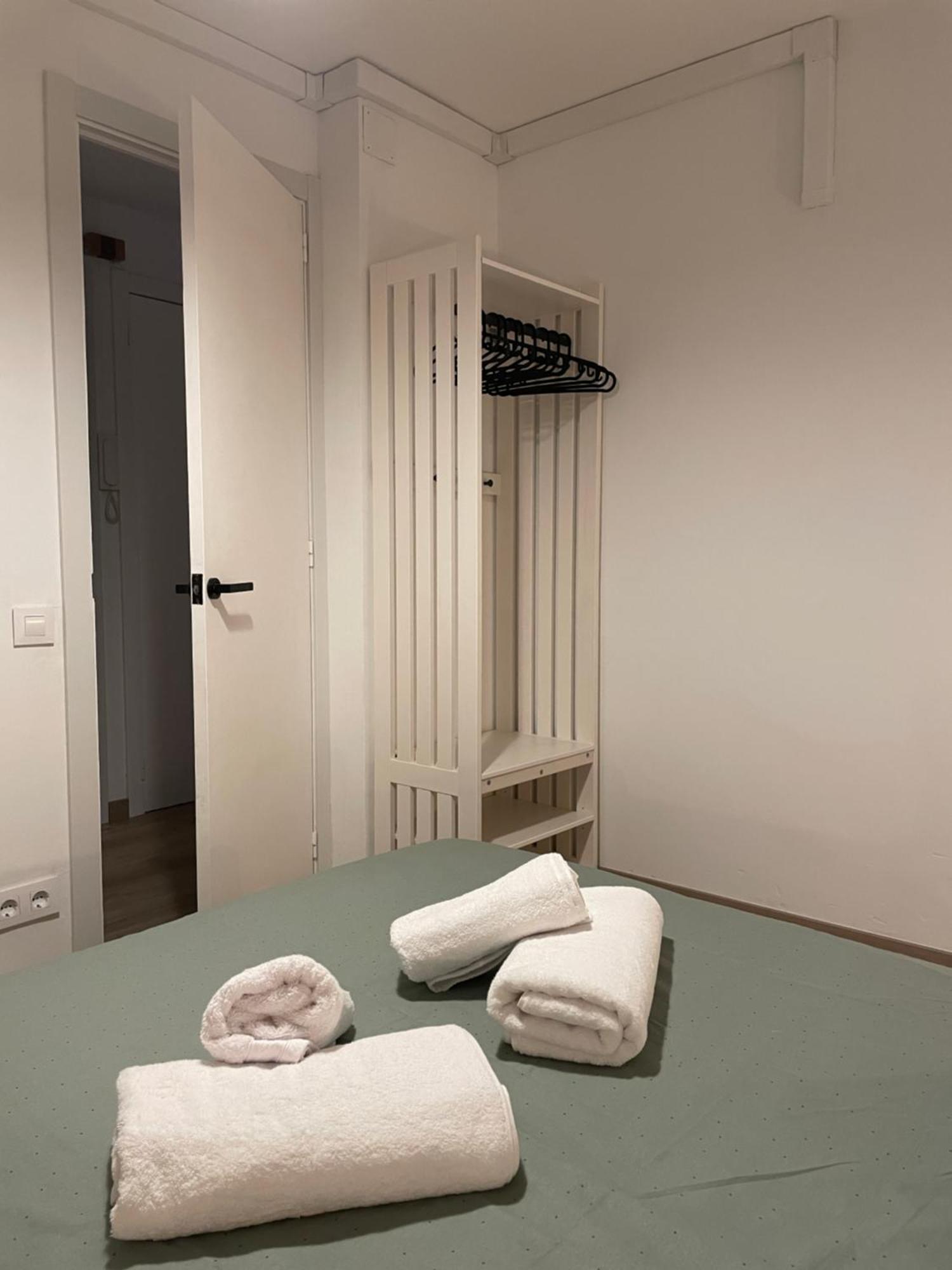 Barri Vell 4 Daire Manresa Dış mekan fotoğraf